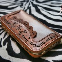خرید کیف پول دور زیپ زنانه در فروشگاه اینترنتی پوشاکچی-مشاهده قیمت و مشخصات