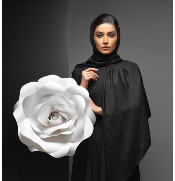 خرید روسری مشکی طرح لویی ویتون در فروشگاه اینترنتی پوشاکچی-مشاهده قیمت و مشخصات