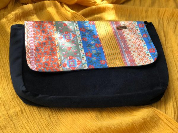 خرید کیف دوشی مدل پونه پاپوک کد ۱۱۱۲۸ در فروشگاه اینترنتی پوشاکچی-مشاهده قیمت و مشخصات