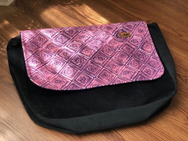 خرید کیف دوشی مدل پونه پاپوک کد ۱۱۱۲۳ در فروشگاه اینترنتی پوشاکچی-مشاهده قیمت و مشخصات